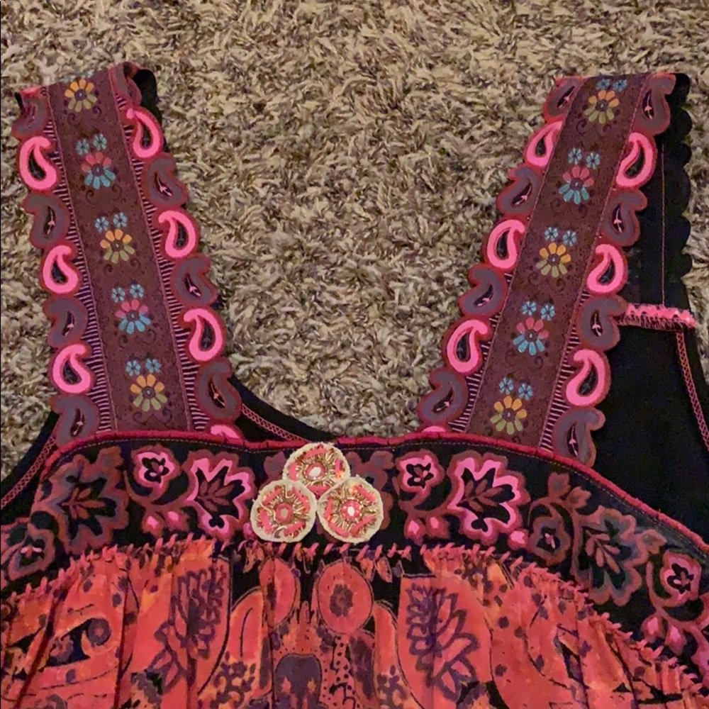 Tank top - Picture 2 of 5